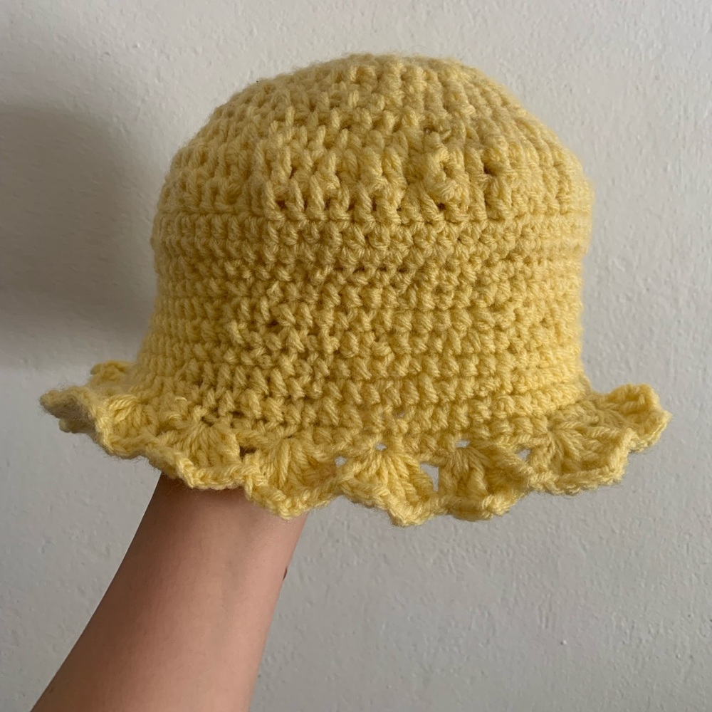 handmade bucket hat :)